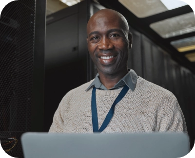 customer support server man