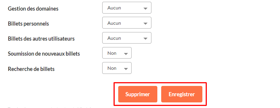 Au bas du formulaire, vous pouvez Enregistrer après avoir modifié les informations nécessaires ou cliquer sur Supprimer pour supprimer l'utilisateur.